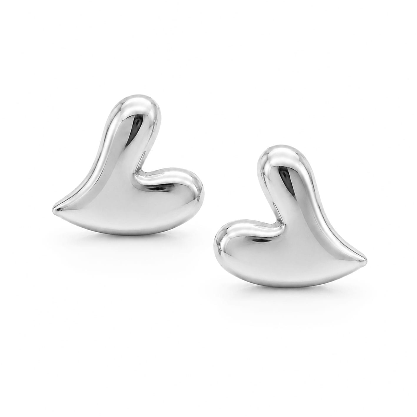 Bohomoon Stainless Steel Desire Heart Stud Earrings