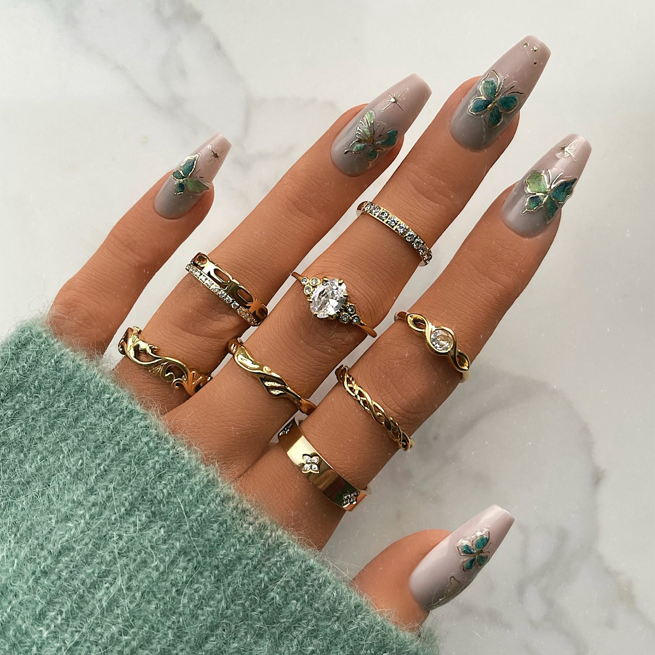 Bohomoon Stainless Steel Embrace Ring