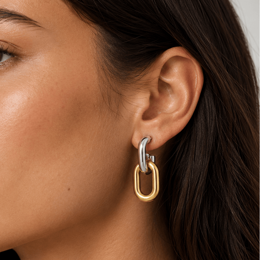 Bohomoon Stainless Steel Interlock Stud Earrings