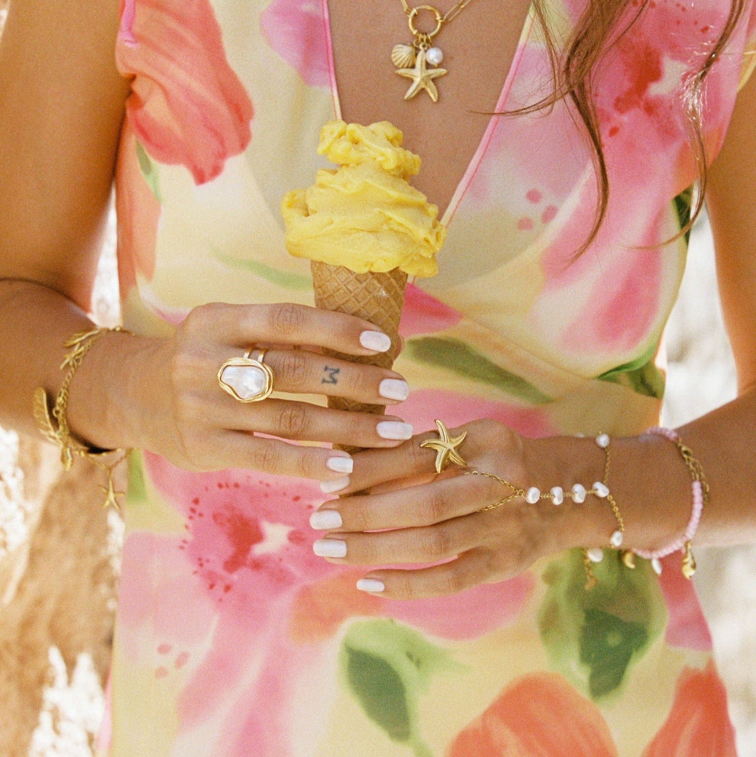 Bohomoon Stainless Steel Statement Starfish Ring