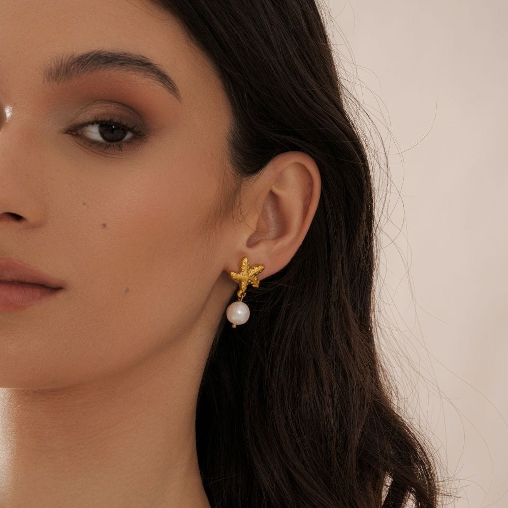 Bohomoon Stainless Steel Farrah Pearl Stud Earrings