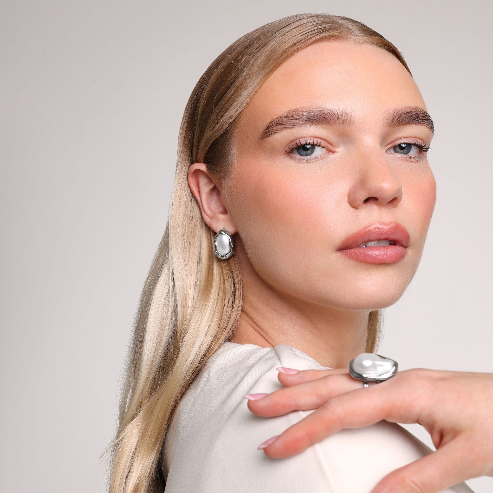 Bohomoon Stainless Steel Laurel Pearl Ring