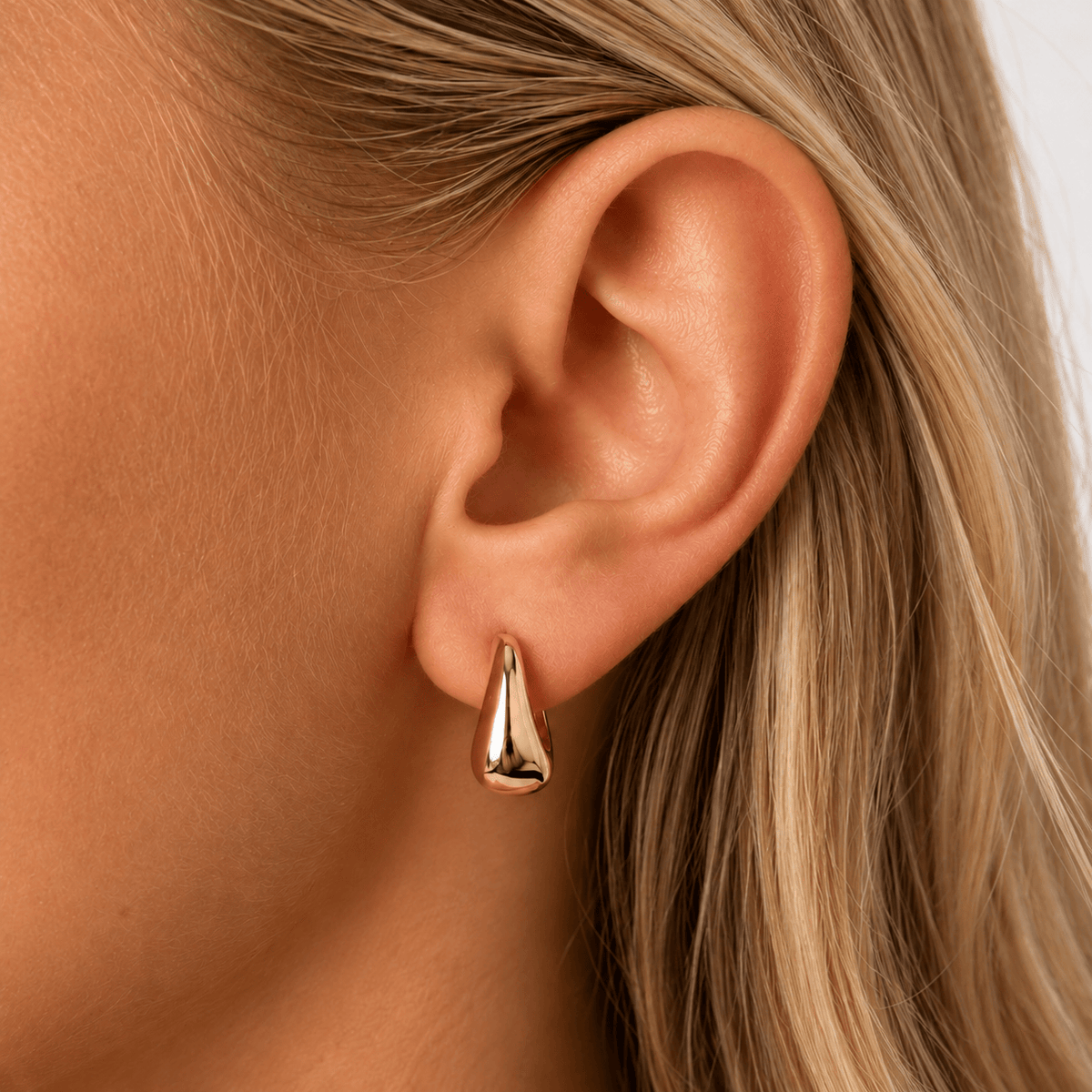 Bohomoon Stainless Steel Miranda Hoop Earrings