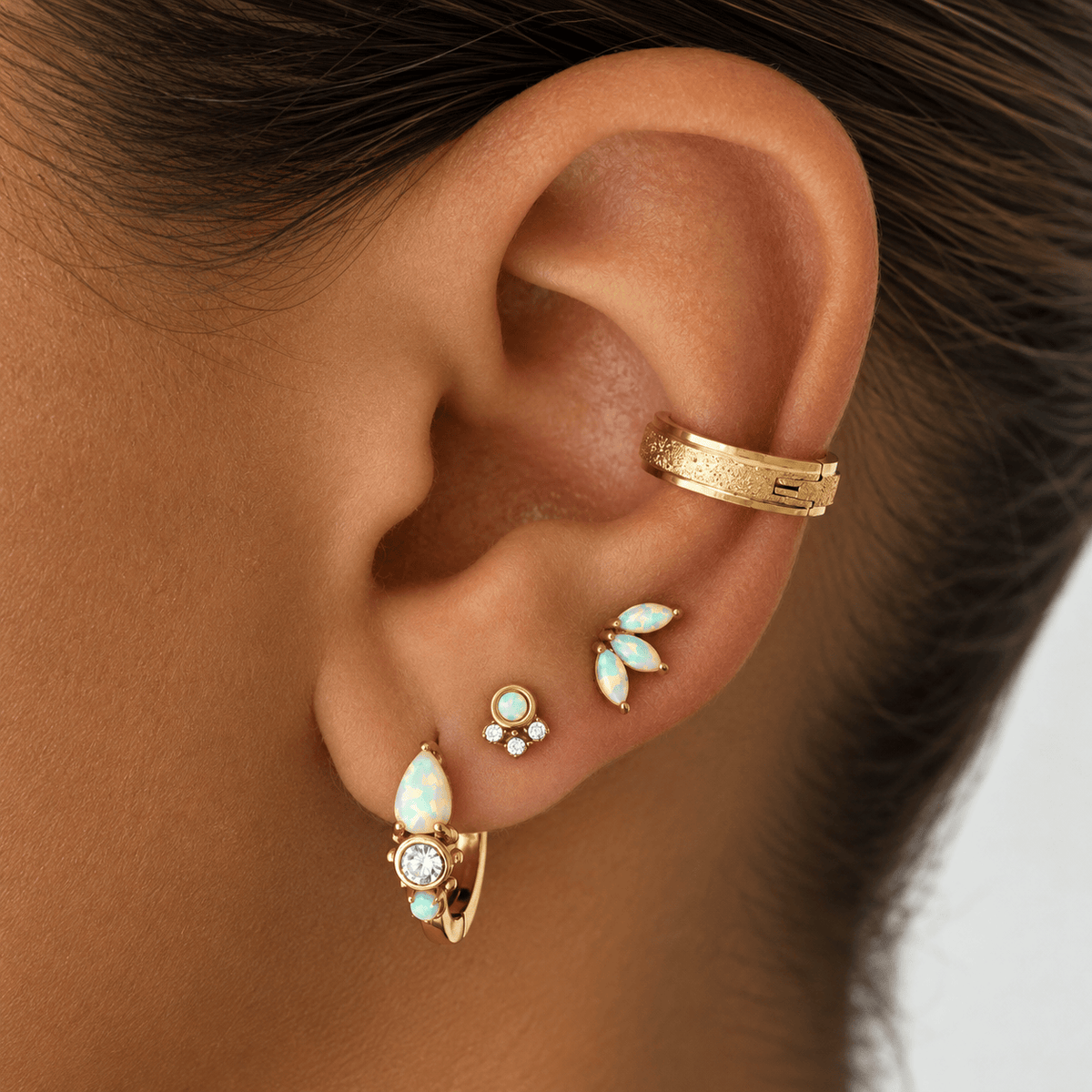 Bohomoon Stainless Steel Misty Ear Cuff