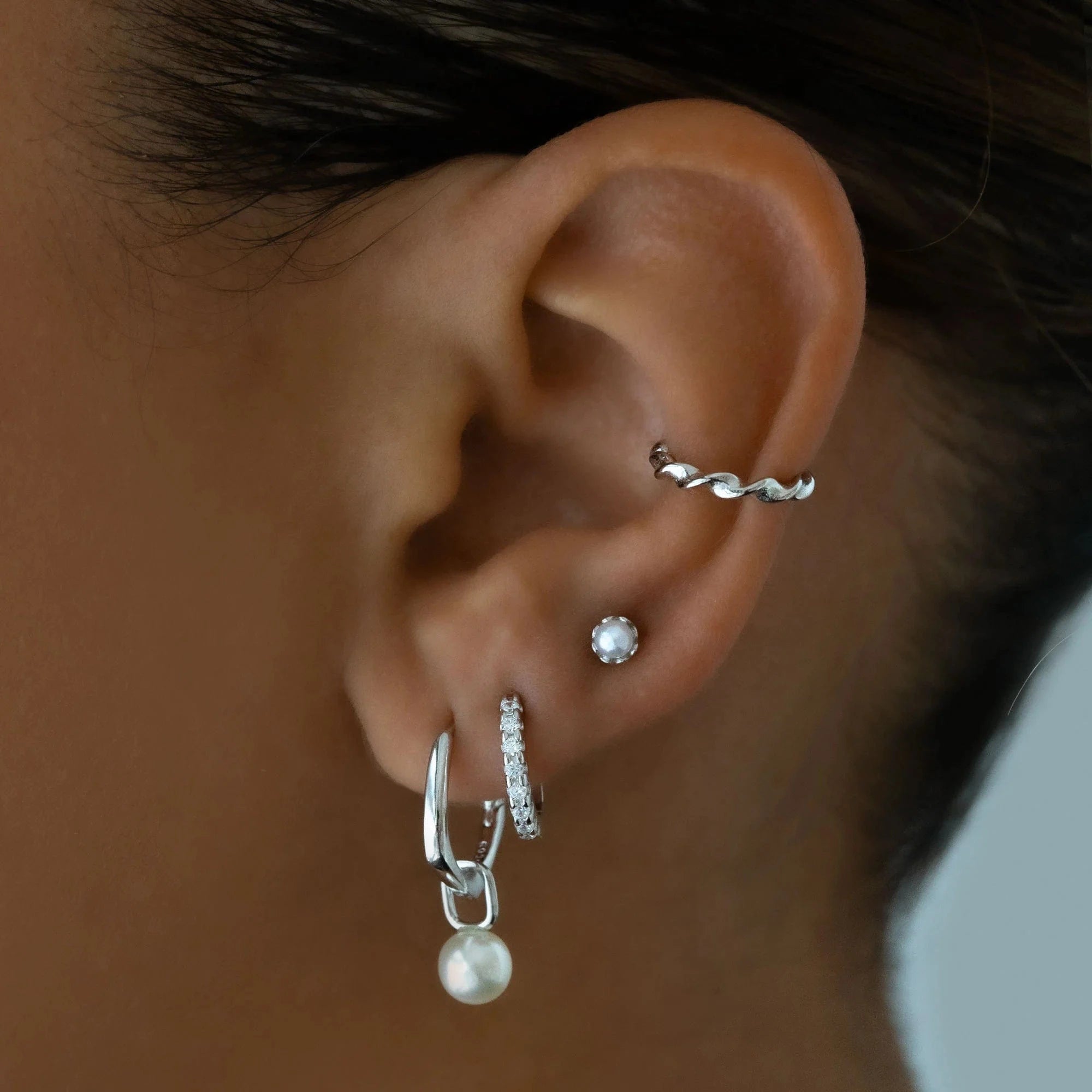Bohomoon Stainless Steel Pia Pearl Hoop Earrings