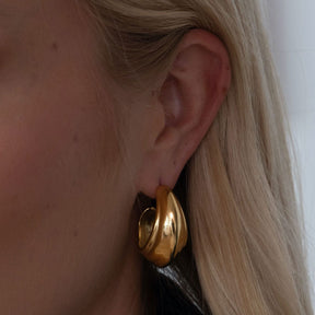 BohoMoon Stainless Steel Vendetta Hoop Earrings Gold