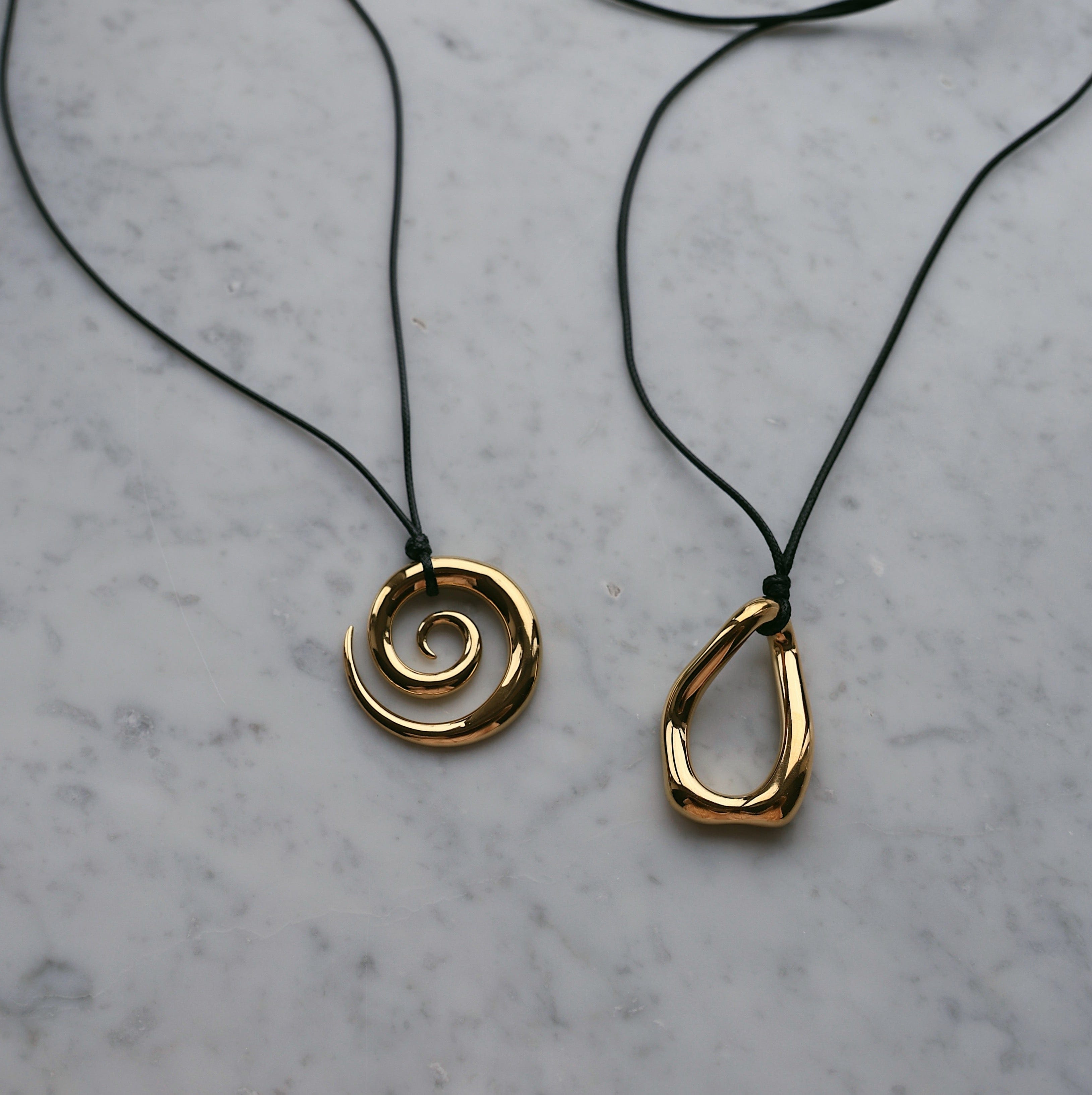 Bohomoon Stainless Steel Venezuela Necklace